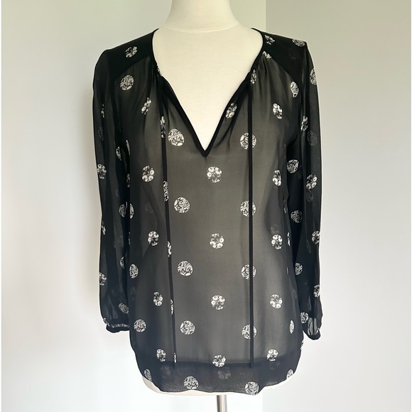 Club Monaco Sheer 100% Silk Blouse NWOT - Picture 2 of 5